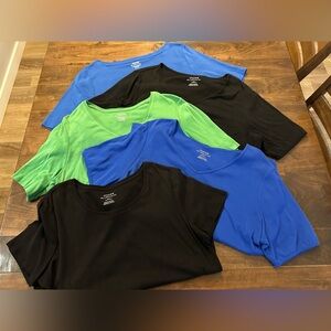 🌟Assortment of 5 Chico's Ultimate Tees, XL